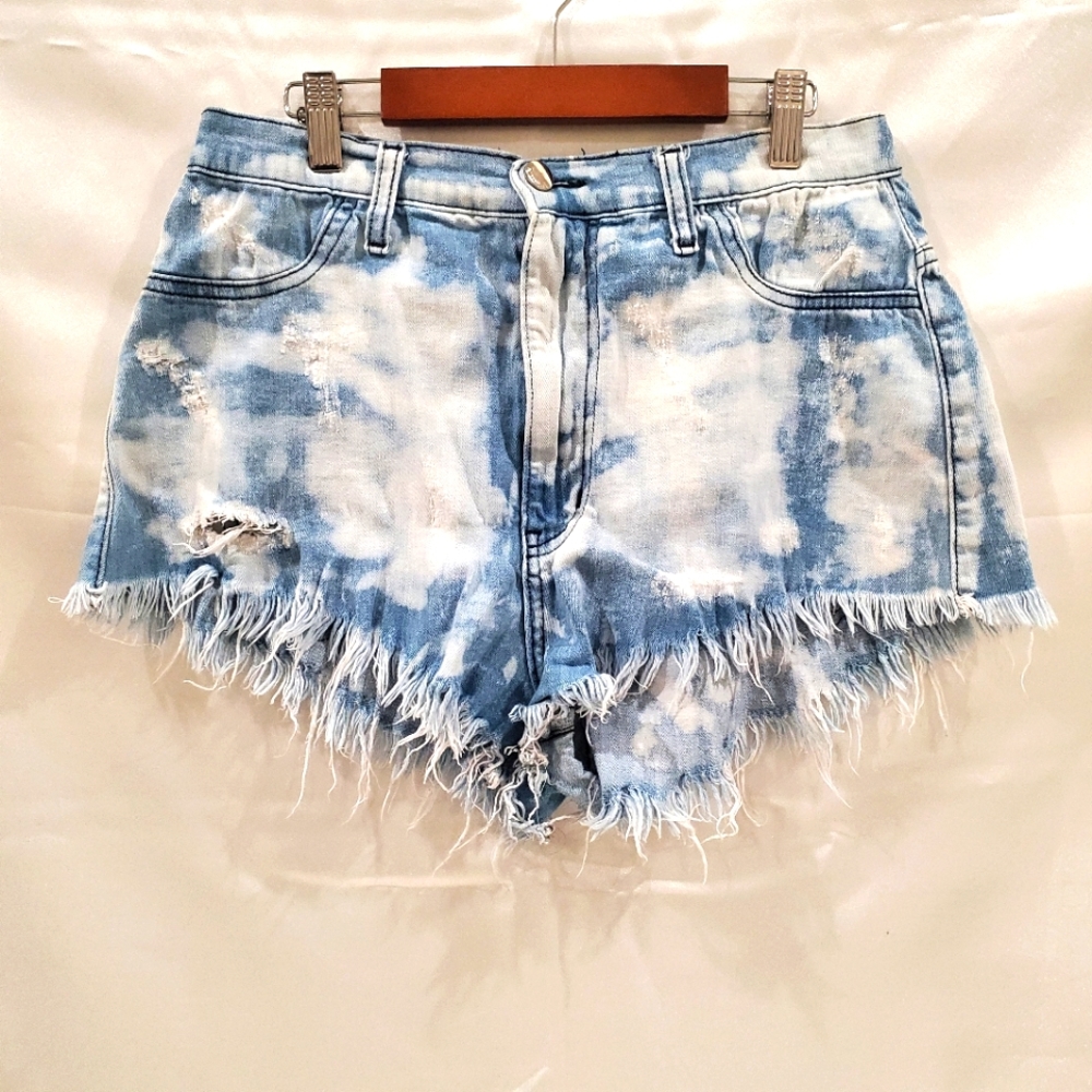 Aphrodite Shorts